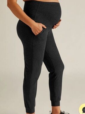 Spacedye Beyond Yoga Maternity Midi Jogger
